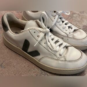 Veja White and olive green Sneakers Minimalist Design